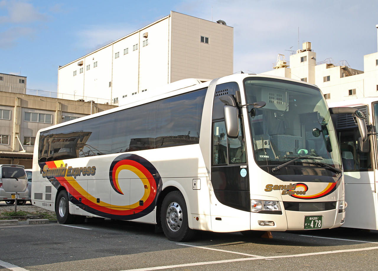 四国高速バス「さぬきエクスプレス福岡号」　･478