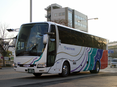 名鉄バス「どんたく号」　3807　プレミアムワイド搭載車